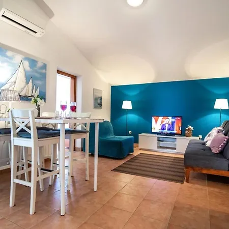 Apartment Fuer 3 Personen Ca 46 Qm In Fazana-surida, Istrien Istrische Riviera Valbandon